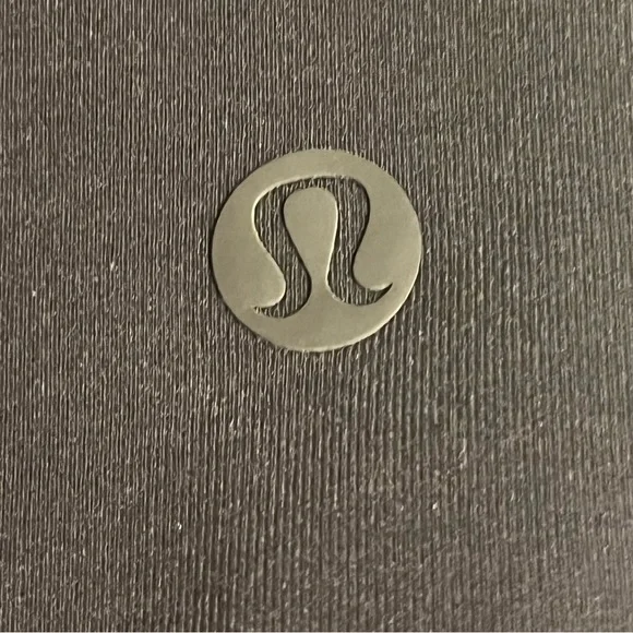 Lululemon Embrace the Space Black Jacket — Never Worn — Est. Women’s Large - Picture 4 of 5